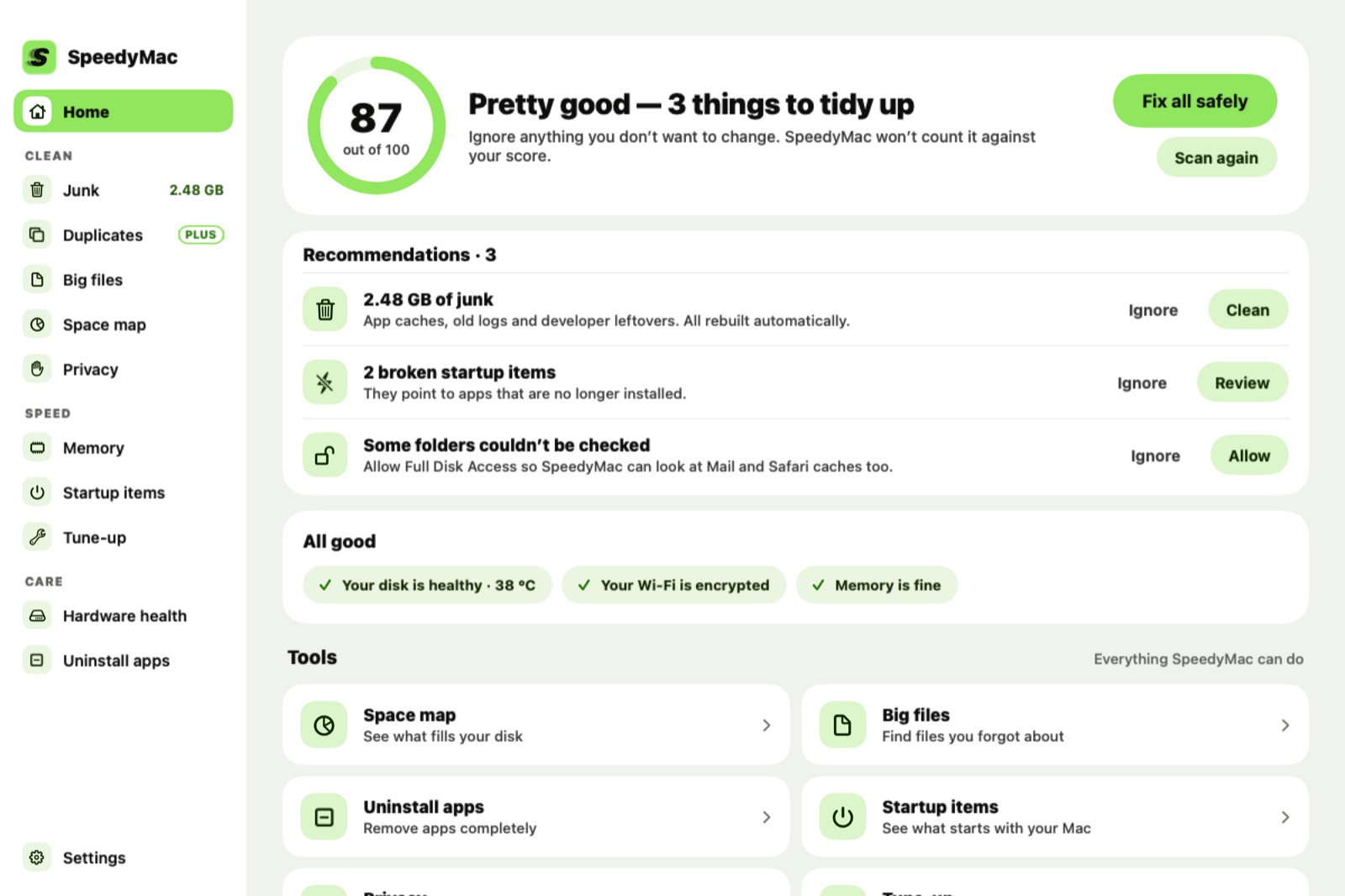 SpeedyMac checkup result: a health score, recommendations with Ignore buttons, and checks that passed